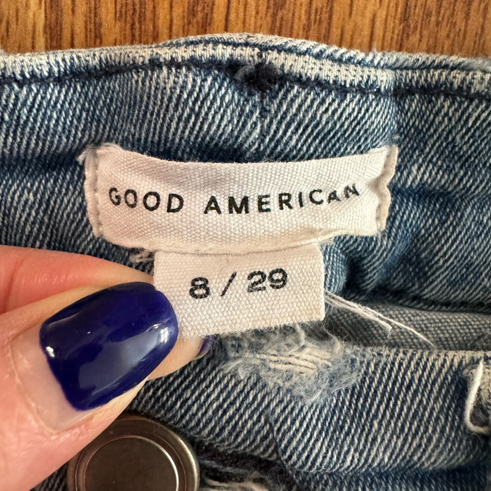 Good American Blue Straight Leg Jeans with Distressed Look